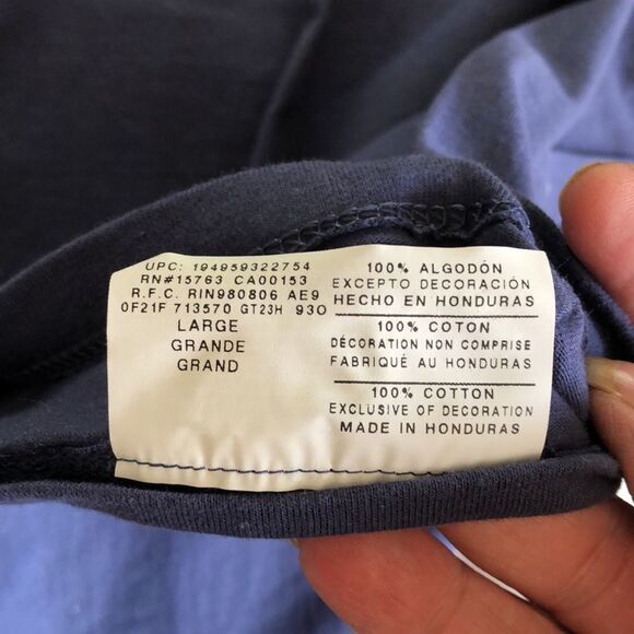 Champion Short Sleeve T-shirt Size L Like new - Picture 4 of 6